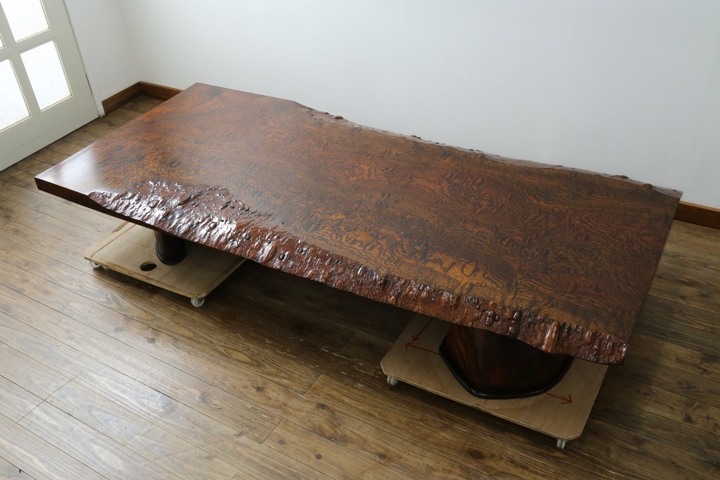 中古　特大!　日本一の玉杢無垢!　総欅一枚板　漆塗り7尺座卓　(R-056930)