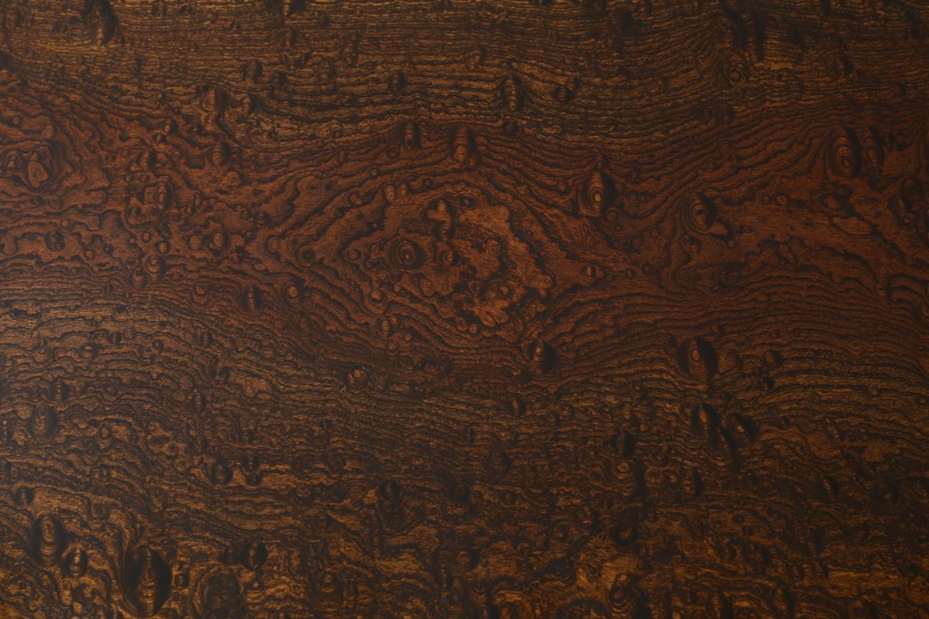 中古　特大!　日本一の玉杢無垢!　総欅一枚板　漆塗り7尺座卓　(R-056930)