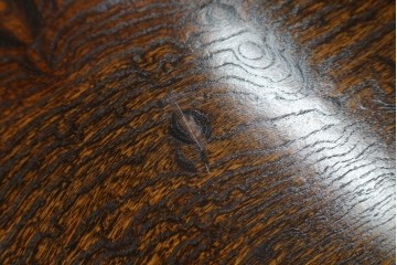 中古　特大!　日本一の玉杢無垢!　総欅一枚板　漆塗り7尺座卓　(R-056930)