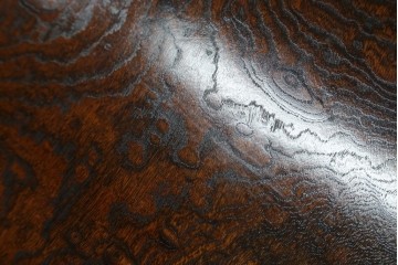 中古　特大!　日本一の玉杢無垢!　総欅一枚板　漆塗り7尺座卓　(R-056930)