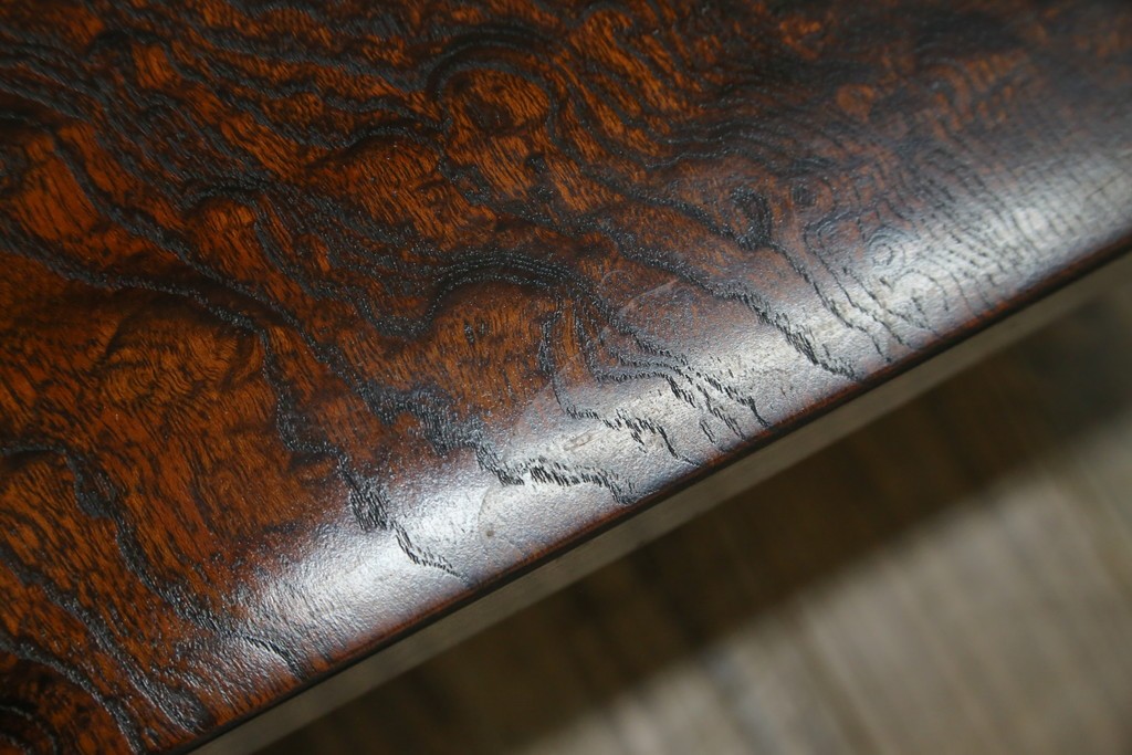 中古　特大!　日本一の玉杢無垢!　総欅一枚板　漆塗り7尺座卓　(R-056930)