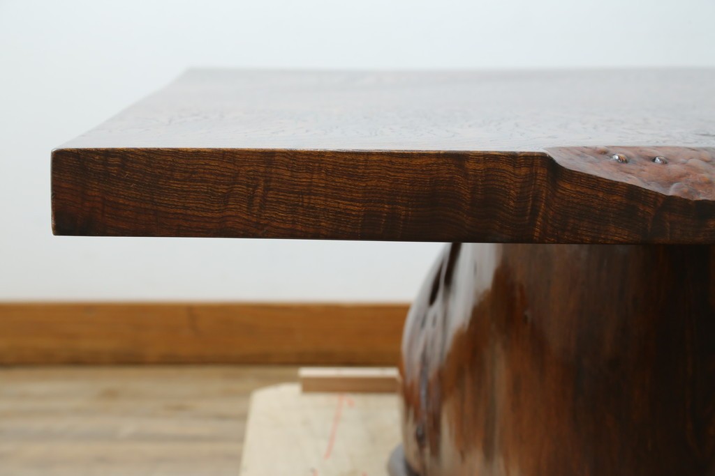 中古　特大!　日本一の玉杢無垢!　総欅一枚板　漆塗り7尺座卓　(R-056930)