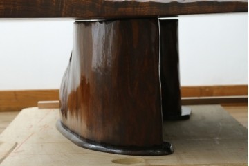 中古　特大!　日本一の玉杢無垢!　総欅一枚板　漆塗り7尺座卓　(R-056930)