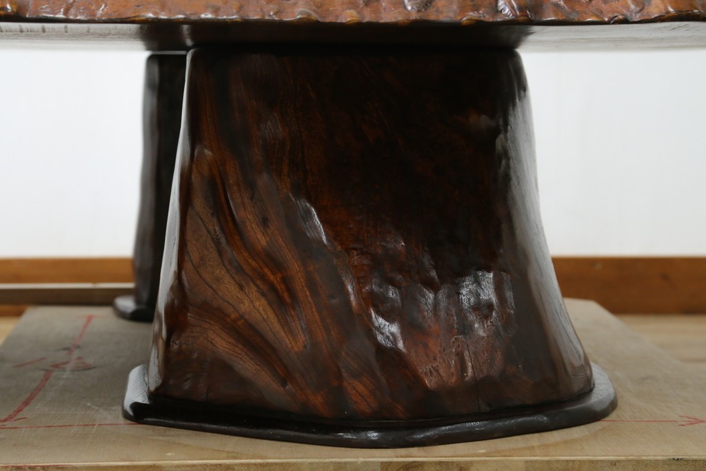 中古　特大!　日本一の玉杢無垢!　総欅一枚板　漆塗り7尺座卓　(R-056930)