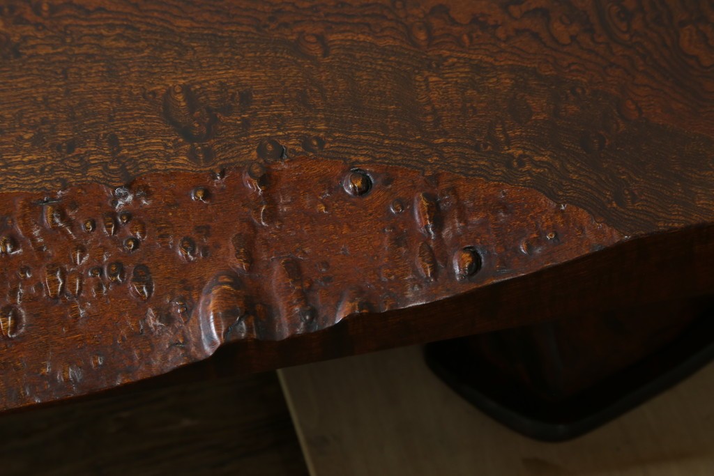 中古　特大!　日本一の玉杢無垢!　総欅一枚板　漆塗り7尺座卓　(R-056930)