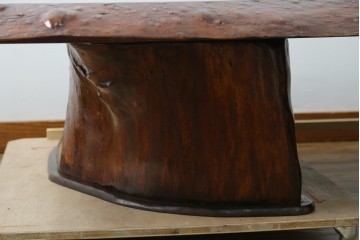 中古　特大!　日本一の玉杢無垢!　総欅一枚板　漆塗り7尺座卓　(R-056930)