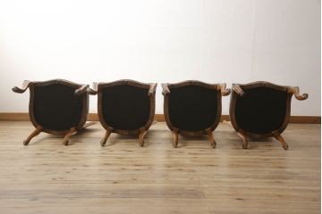 中古　美品　最高級　KARGES(カーゲス)　美しい彫刻とファブリックが目を引くチェア4脚セット(ダイニングチェア、椅子、イス)(定価約220万円)(R-056941)