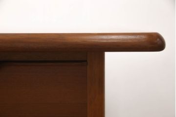 和製ビンテージ　美品　チーク材　ミッドセンチュリーテイストのデザインがおしゃれな両袖机(ワークデスク、ニーホールデスク、作業デスク、机、ヴィンテージ、在宅用、在宅ワーク)(R-056942)