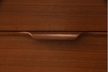 和製ビンテージ　美品　チーク材　ミッドセンチュリーテイストのデザインがおしゃれな両袖机(ワークデスク、ニーホールデスク、作業デスク、机、ヴィンテージ、在宅用、在宅ワーク)(R-056942)