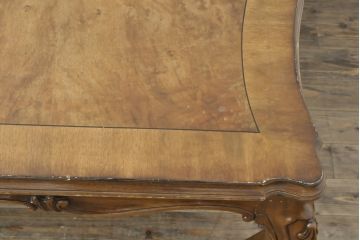 中古　美品　アメリカ　KARGES FURNITURE(カーゲス・ファニチャ)　優雅な曲線のデザインが美しいダイニングテーブル(エクステンションテーブル、4人掛け、6人掛け)(R-056990)