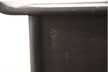 和製アンティーク　シックな木肌が美しい紫檀(シタン)無垢材製の飾り棚(茶棚、和タンス)(R-057008)