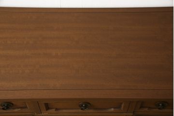中古　美品　DREXEL HERITAGE(ドレクセルヘリテイジ)　Triune(トライユン)　ネオクラシックなマホガニー材製サイドボード(定価約70万円)(チェスト、引き出し)(R-057014)