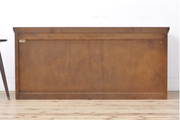中古　美品　北海道民芸家具　落ち着きのある上品な佇まいが魅力のローボード(収納棚、サイドボード、テレビ台)(R-057044)