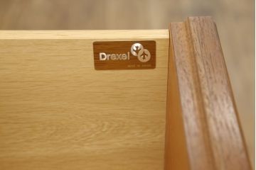 中古　美品　DREXEL HERITAGE(ドレクセルヘリテイジ)　FRANCESCA(フランチェスカ)シリーズ　優美なデザインのサイドチェスト(定価約95万円)(サイドボード、引き出し)(R-057049)
