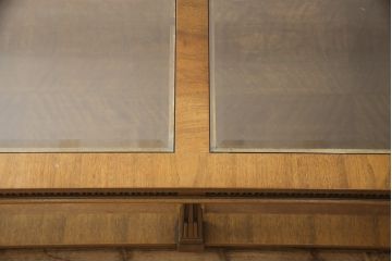 中古　美品　DREXEL HERITAGE(ドレクセルヘリテイジ)　高級感たっぷりなガラストップのローテーブル(定価約60万円)(センターテーブル、リビングテーブル)(R-057069)
