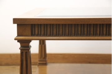 中古　美品　DREXEL HERITAGE(ドレクセルヘリテイジ)　高級感たっぷりなガラストップのローテーブル(定価約60万円)(センターテーブル、リビングテーブル)(R-057069)