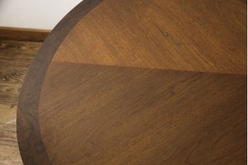 中古　美品　DREXEL HERITAGE(ドレクセルヘリテイジ)　FRANCESCA(フランチェスカ)シリーズ　ネオクラシックなデザインのダイニングテーブル(4人掛け)(R-057070)