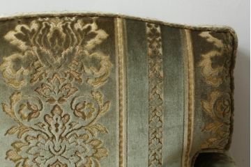 中古　DREXEL HERITAGE(ドレクセルヘリテイジ)　 Upholstery(アップホルスタリー)　クラシカルな佇まいの1人掛けソファ(アームチェア、一人掛け、1P)(R-057071)