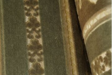 中古　DREXEL HERITAGE(ドレクセルヘリテイジ)　 Upholstery(アップホルスタリー)　クラシカルな佇まいの1人掛けソファ(アームチェア、一人掛け、1P)(R-057071)