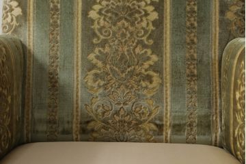 中古　DREXEL HERITAGE(ドレクセルヘリテイジ)　 Upholstery(アップホルスタリー)　クラシカルな佇まいの1人掛けソファ(アームチェア、一人掛け、1P)(R-057071)