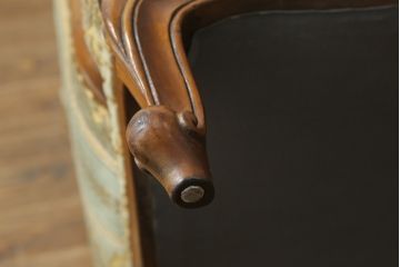 中古　DREXEL HERITAGE(ドレクセルヘリテイジ)　 Upholstery(アップホルスタリー)　クラシカルな佇まいの1人掛けソファ(アームチェア、一人掛け、1P)(R-057072)