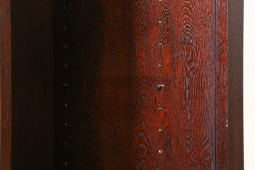 中古　欅産業　拭き漆塗り　立派な金具が目を引く仙台箪笥キャビネット(水屋箪笥、食器棚、戸棚、収納棚)(定価約55万円)(R-057082)