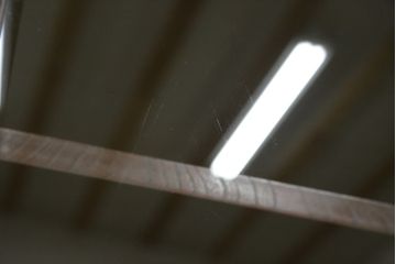 中古　欅産業　拭き漆塗り　立派な金具が目を引く仙台箪笥キャビネット(水屋箪笥、食器棚、戸棚、収納棚)(定価約55万円)(R-057082)