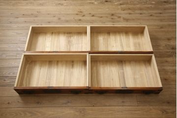 中古 美品 最高級の上手物!貫禄ただよう本漆塗りの仙台箪笥(衣装箪笥、引き出し、チェスト)(定価約120万円)(R-057084)