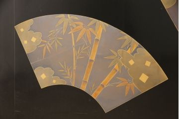 ビンテージ　輪島塗り　美しい扇の蒔絵が印象的な衝立て(仕切り、パーテーション、つい立て、ヴィンテージ)(R-057091)