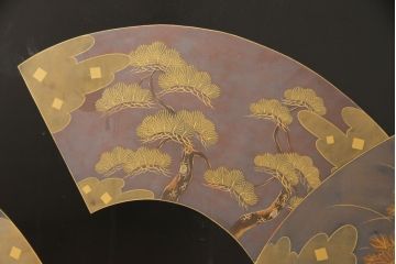 ビンテージ　輪島塗り　美しい扇の蒔絵が印象的な衝立て(仕切り、パーテーション、つい立て、ヴィンテージ)(R-057091)