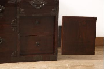 和製アンティーク　極上!美品　前板栗材　極めて漆のキレイな米沢箪笥ローボード(ローチェスト、和タンス、衣装たんす、時代箪笥)(R-057096)