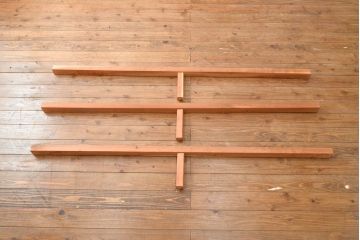 中古　美品　高級品　Stickley(スティックレー、スティックレイ)　キングサイズ!上品な象嵌入りのナラ材製ベッドフレーム(木製ベッド)(R-057100)