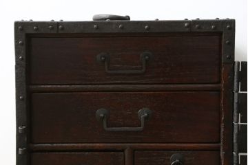 和製アンティーク　総桐　小振りなサイズながら重厚感がただよう船箪笥(掛硯型、懸硯型、和箪笥、時代箪笥、桐たんす、小物収納)(R-057106)