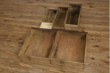 和製アンティーク　総桐　小振りなサイズながら重厚感がただよう船箪笥(掛硯型、懸硯型、和箪笥、時代箪笥、桐たんす、小物収納)(R-057106)