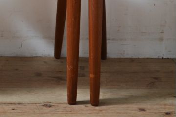デンマークビンテージ　カイ・クリスチャンセン(Kai Kristiansen)　NV-31　あたたかみのある雰囲気が魅力のチーク材製ダイニングチェア4脚セット(椅子、イス、ヴィンテージ、北欧)(R-057109)