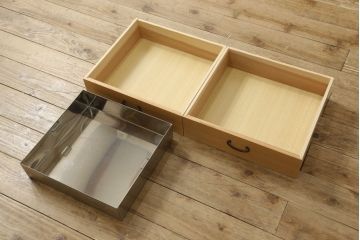中古　美品　明るい木肌が美しい和モダンな置き水屋(茶水屋、水屋箪笥、収納棚、タンス、和たんす)(R-057128)