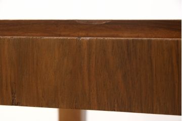 イギリスアンティーク　ウォールナット材　足先のデザインが目を引く、上品な佇まいの片袖机(ワークデスク、在宅用、在宅ワーク)(R-057133)