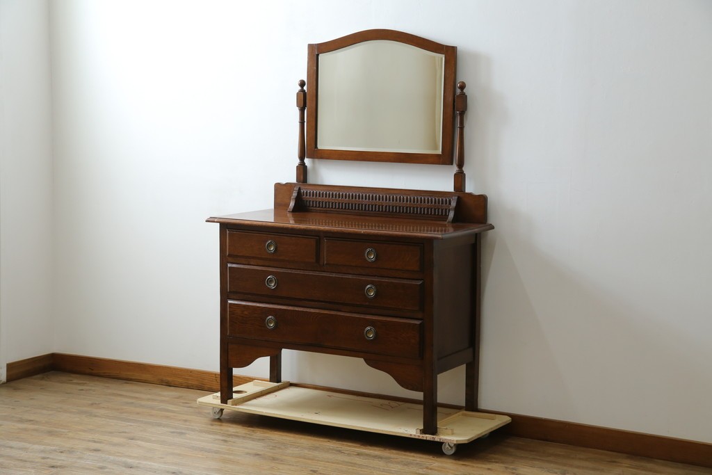 イギリスアンティーク　オーク材　ドレッシングチェスト　(R-057138)