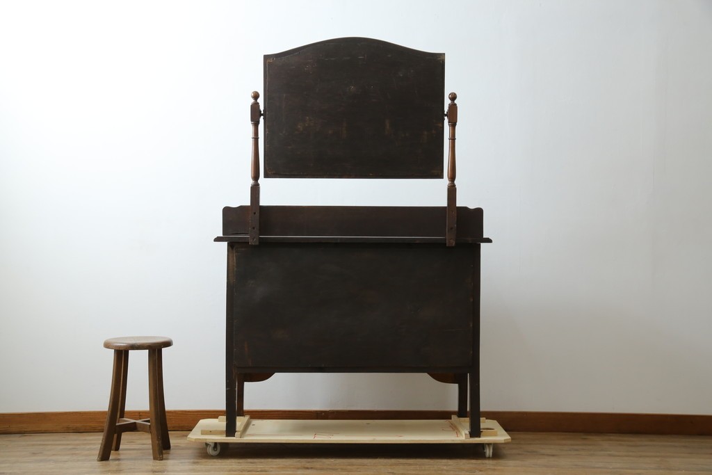 イギリスアンティーク　オーク材　ドレッシングチェスト　(R-057138)