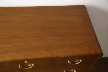 中古　美品　金惣一作　漆塗り　上品でモダンな雰囲気を醸し出す加茂総桐箪笥(総桐たんす、引き出し、チェスト、衣装タンス)(R-057139)