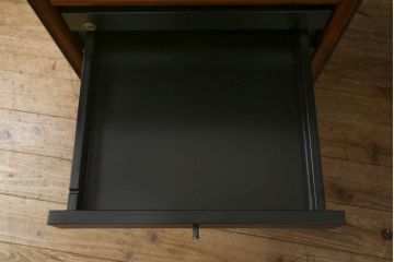中古　美品　希少!イタリア高級家具　すべて本革張りの贅沢な作り!デスクとチェアのセット(レザー、机、椅子、イス)(R-057144)