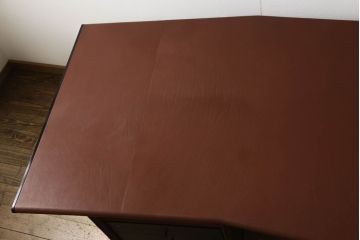 中古　美品　希少!イタリア高級家具　すべて本革張りの贅沢な作り!デスクとチェアのセット(レザー、机、椅子、イス)(R-057144)