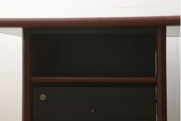中古　美品　希少!イタリア高級家具　すべて本革張りの贅沢な作り!デスクとチェアのセット(レザー、机、椅子、イス)(R-057144)