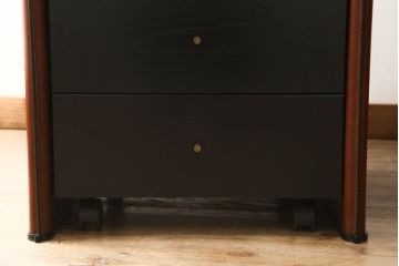中古　美品　希少!イタリア高級家具　すべて本革張りの贅沢な作り!デスクとチェアのセット(レザー、机、椅子、イス)(R-057144)