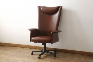 中古　美品　希少!イタリア高級家具　すべて本革張りの贅沢な作り!デスクとチェアのセット(レザー、机、椅子、イス)(R-057144)