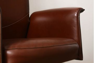 中古　美品　希少!イタリア高級家具　すべて本革張りの贅沢な作り!デスクとチェアのセット(レザー、机、椅子、イス)(R-057144)