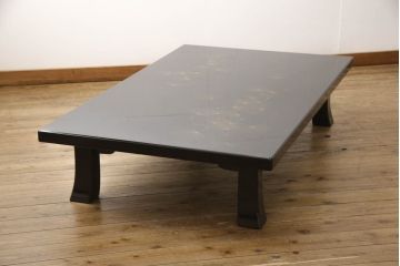 中古　伝統工芸家具　輪島塗り　繊細な沈金の意匠が美しい座卓(ローテーブル、センターテーブル)(R-057145)