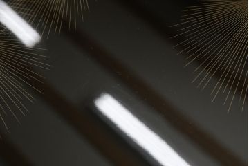 中古　伝統工芸家具　輪島塗り　繊細な沈金の意匠が美しい座卓(ローテーブル、センターテーブル)(R-057145)