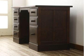中古　美品　カバ材　北の匠　山室家具製作所　どっしりとしたデザインがステキな両袖机(両袖デスク、ワークデスク)(定価約37万円)(R-057147)