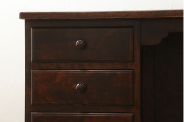 中古　美品　カバ材　北の匠　山室家具製作所　どっしりとしたデザインがステキな両袖机(両袖デスク、ワークデスク)(定価約37万円)(R-057147)